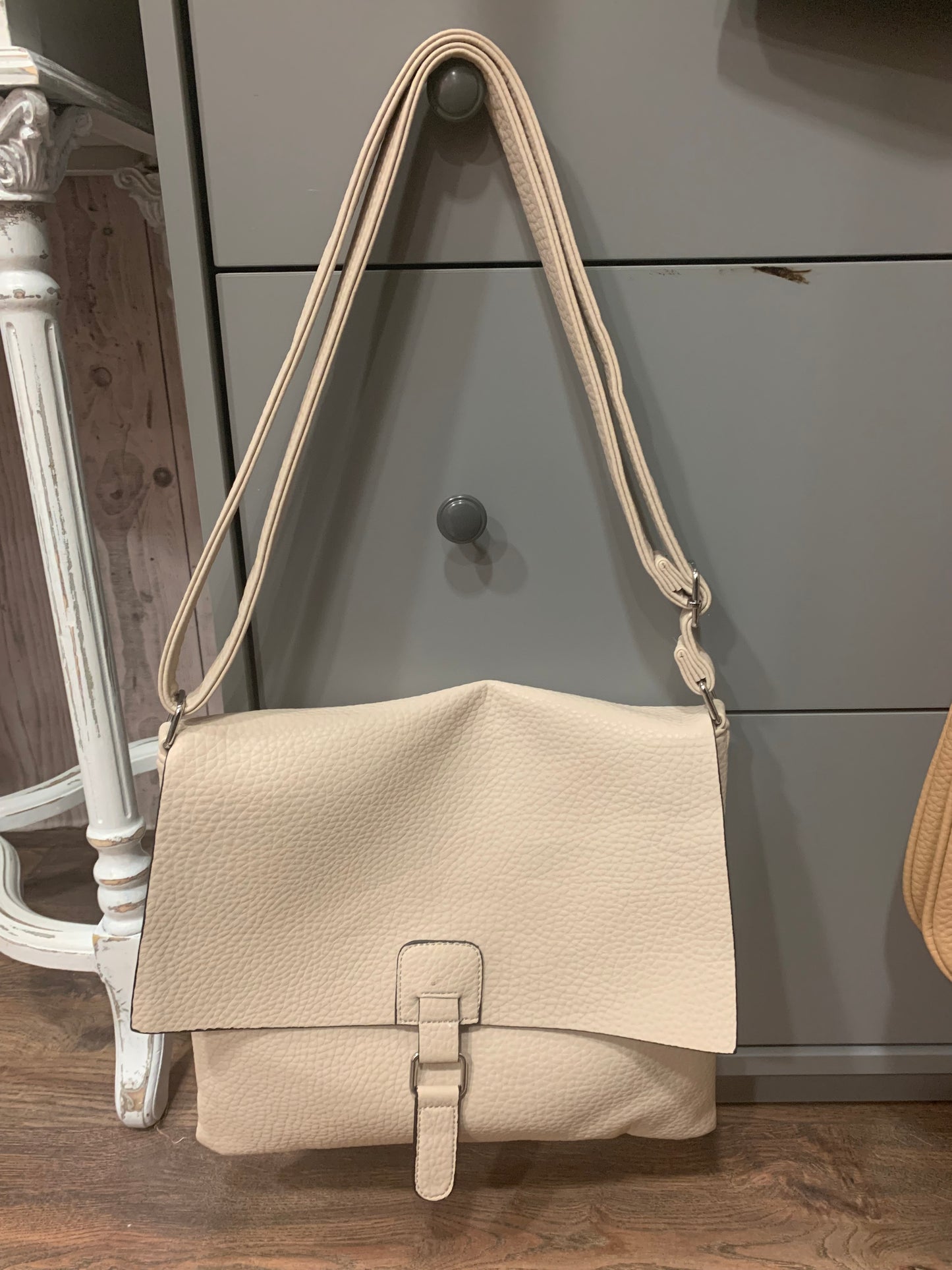 Leather crossbody bag